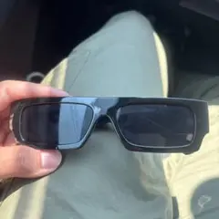 オフホワイト ブラック サングラス 白ロゴ付き