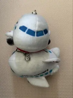 JAPAN AIRLINES 飛行機型ぬいぐるみストラップ