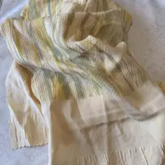 美しい帯揚げ 色は薄い辛子色