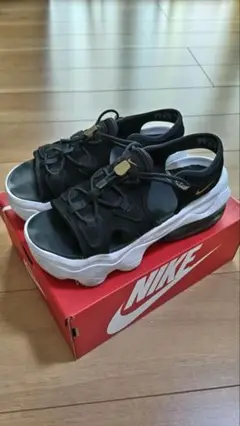 Nike スポーツサンダル ブラック/ホワイト　23cm