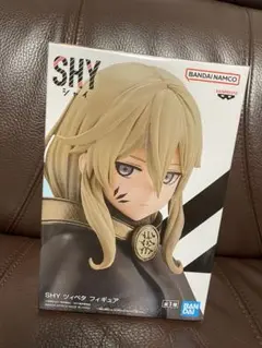 SHY ツィベタ フィギュア