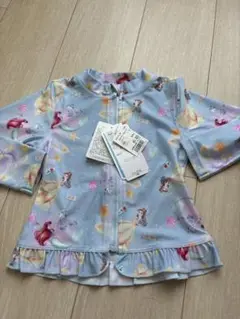新品　ラッシュガード　プリンセス