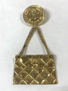 シャネル ブローチ バックチャーム