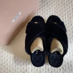 2025年最新】ミュウミュウ miumiu ファーサンダルの人気アイテム