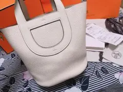 ホワイトレザー トートバッグ