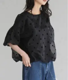 Bebeod べベッド新品 フロッキードット　シアートップス　Frene Myu