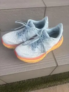 HOKA ランニングシューズ クリフトン8 ライトブルー/オレンジ　27センチ