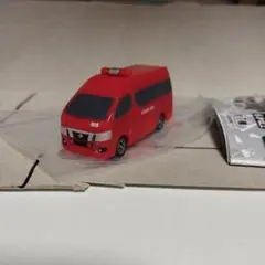 ポケットトミカ　日産キャラバン　消防指揮車