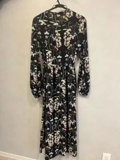 花柄　ワンピース