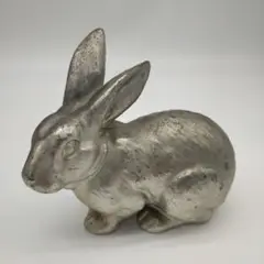 干支置物 卯うさぎ 高さ約15cm×幅16cm×厚8cm