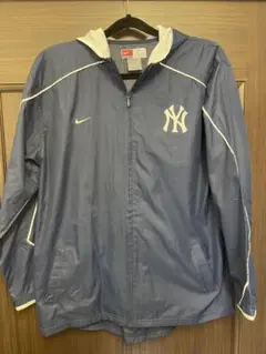 Nike New York Yankees ナイロンジャケット Lサイズ