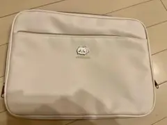 ちいかわ　アイボリー　タプレットケース