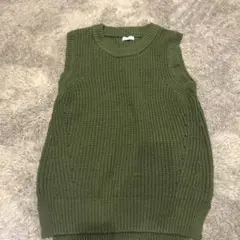 シュシュ　レディースベスト　ニット