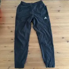 adidas　ランニングパンツ