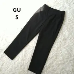GU ジーユー　黒　 スラックス　パンツ　シンプル S