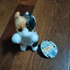 たっちぃzoo　ボールチェーン付きぬいぐるみマスコット　三毛猫