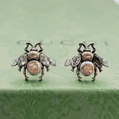 極美品 GUCCI ゴールド Bee シングル ピアス アメリカン パール GUCCI グッチ ピアス ハチ Bee メタル/フェイクパール ゴールド