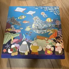 ハトサブレー 缶