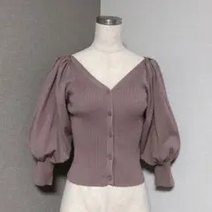 マーキュリーデュオ ボリュームスリーブ 七分袖 ボタン ニット モカ