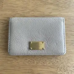 MARC BY MARC JACOBS 名刺入れ