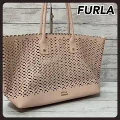 フルラ トートバッグ ピンク カットワーク ゴールドロゴ A4収納可