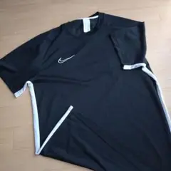Nike Dri-FIT ブラックシャツ XL