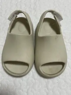 ベージュ オープントゥ ベビーサンダル 15cm