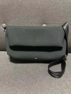 Filer 黒 TOROPICAL KUCHIORE SHOULDER