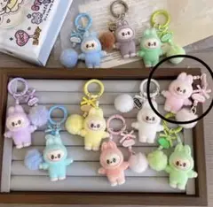 【新品未使用】ラブブ キーホルダー