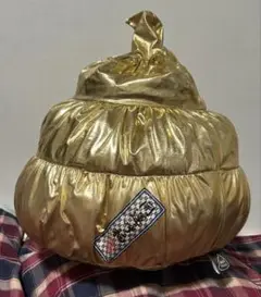 ゴールドうんこ型クッション