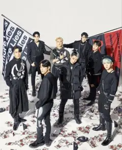 ATEEZ ポスター MOVEMENT（Blue Ver）