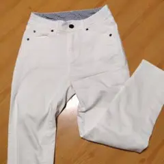 爽やかホワイト CLOSSHI ストレッチパンツ　しまむら