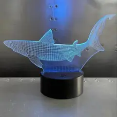 3Dランプ サメ カラフル