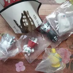 ヒグチユウコ　ガチャガチャ ギュスターヴ マグネット マスコット