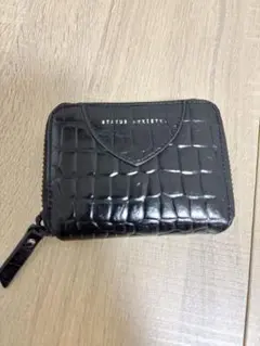 STATUS ANXIETY のお財布