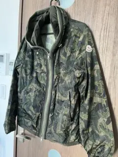 モンクレール 迷彩柄 ジャケット