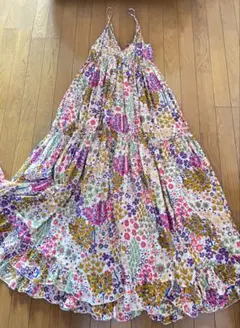 アクアラ二　ラニ　ティアード　マキシ丈　ロングワンピース　ボタニカルフラワー
