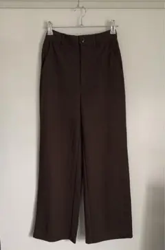 GU カットソーストレートパンツ