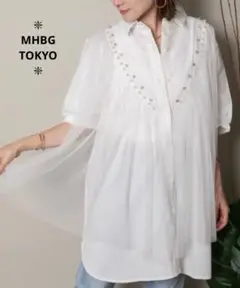 【MHBG TOKYO】五部袖コットンオーバーシャツブラウス　パール飾り　白　Ｆ
