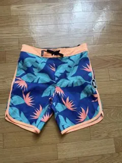 未使用　hurley 水着