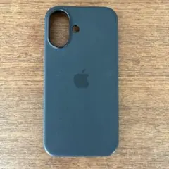 純正Apple iPhone16用ブラックシリコンケース