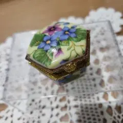 Item thumbnail for item 6ea4248c-7540-4174-b8eb-1e738e533775