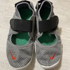 NIKE ナイキ キッズ リフト 2 ジュニアシューズ 23.5㎝