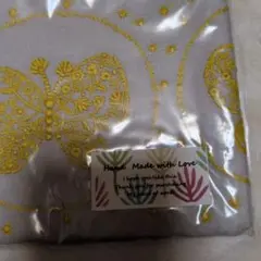 ハンドメイド　ミナペルホネン　蝶　フラットポーチ　未使用