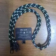ニコアンド　スマホショルダー