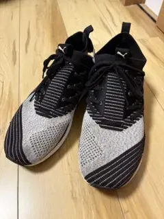 PUMA ランニングシューズ グレー/ブラック