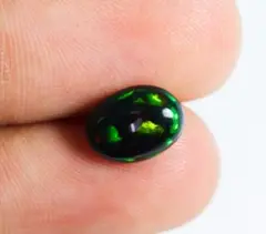 #B42 ブラックオパール 8×6mm 1ct