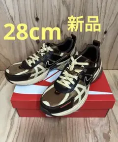 NIKE V2K RUN “Light British Tan/Sesame”