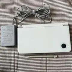DSi LL 本体