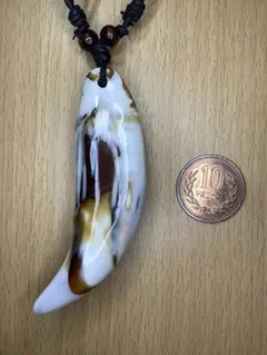 大型 牙 ペンダントネックレス 紐 調節式 オオカミ トラ B